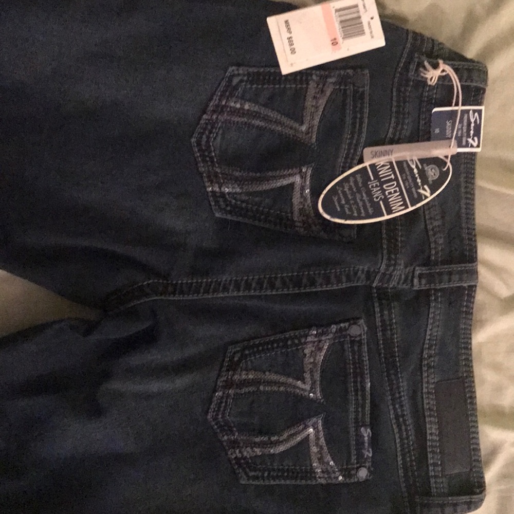 Seven jeans